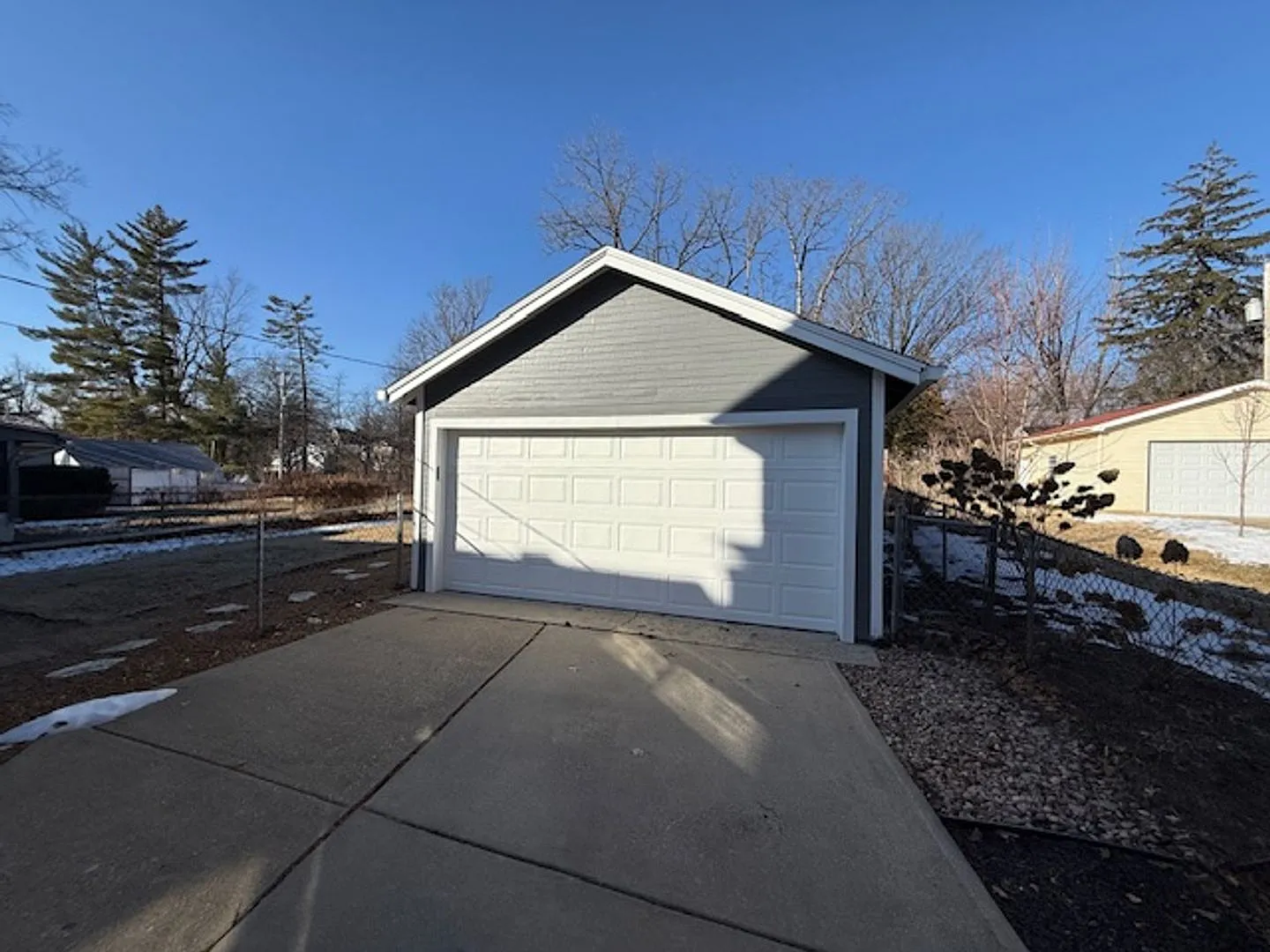 West End! 3 Bed/ 2 Bath — Photo 3