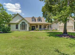 1411 Rodeo Bend Rd, Dickinson, TX 77539