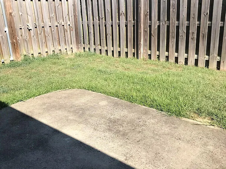 847 Bryan Cir — Photo 6