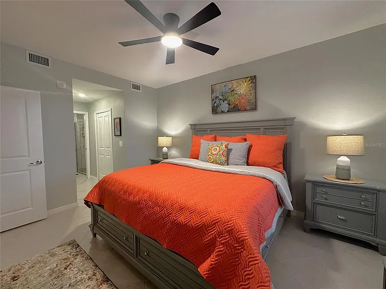 14221 Heritage Landing Blvd #2014 — Photo 16