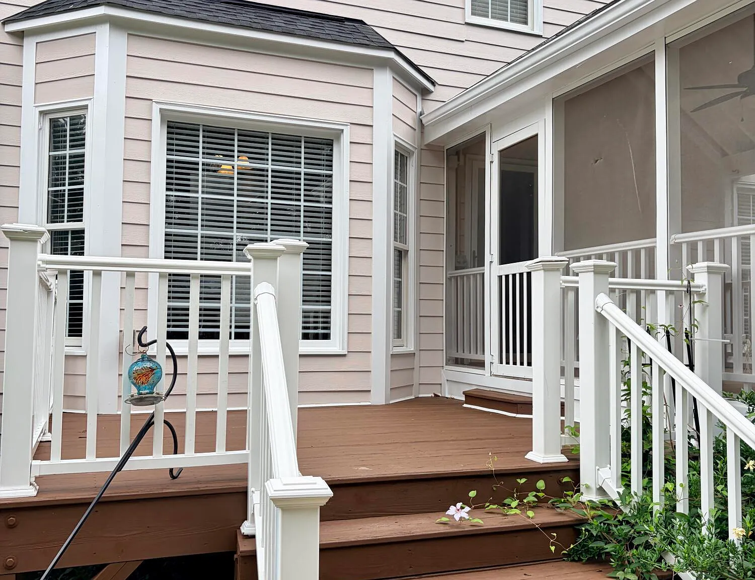 4 bed, 2.5 bath, 2500 sqft, $2,700 — Photo 3