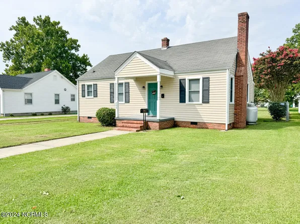 105 N Park Avenue, Williamston, NC 27892