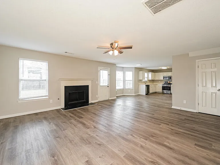 3612 Rosebud Park Dr — Photo 8