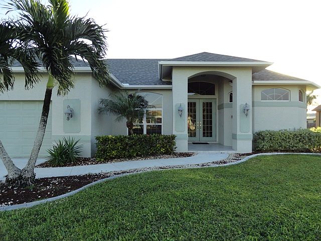 1st image of 4833 SW 24th Ave