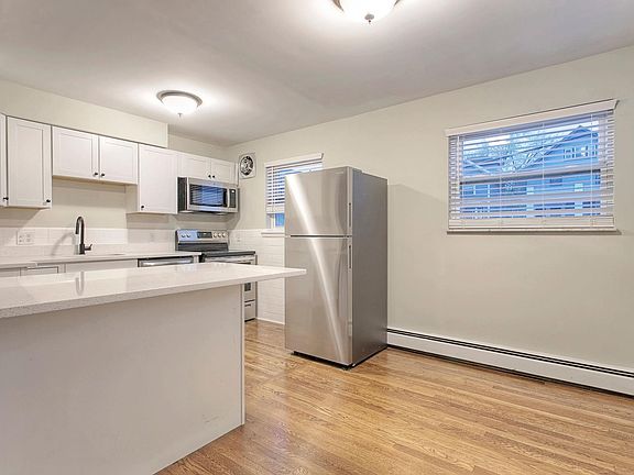 5th image of 3009 Portsmouth Ave #1