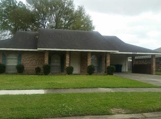 210 Saint Nicholas Dr, Lafayette, LA 70506