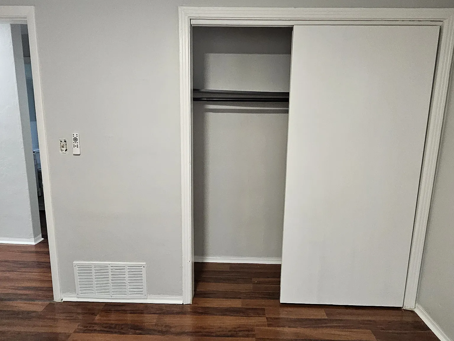 2 bed, 678 sqft, $1,920 — Photo 3