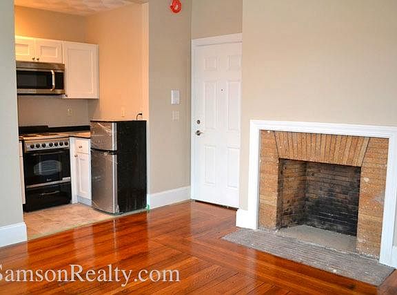 3rd image of 80 Medway St APT 10