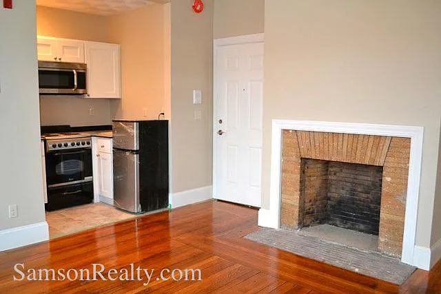 80 Medway St #10 — Photo 3