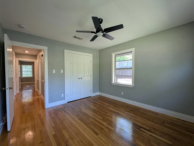 12633 Arp St — Photo 10