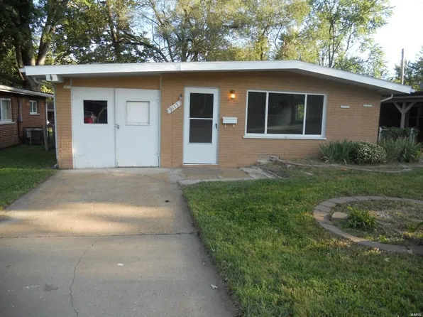 9113 Macon Ave, Saint Louis, MO 63134