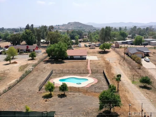 19657 Mariposa Ave, Riverside, CA 92508