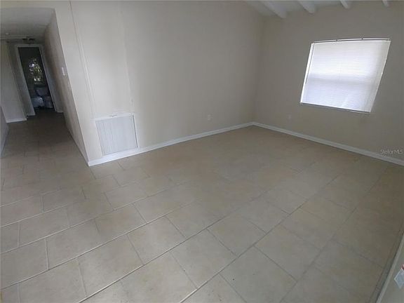 2nd image of 609 Washington Ave