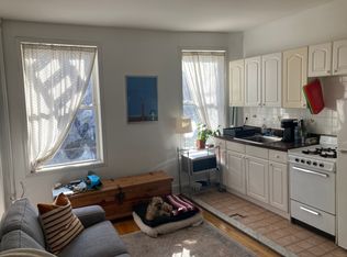 257 Adelphi St APT 2R, Brooklyn, NY 11205