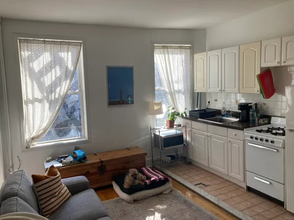 257 Adelphi Street image 1 of 6