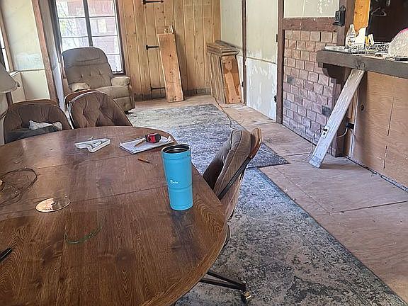 2nd image of 46400 N Seven Springs Rd #4