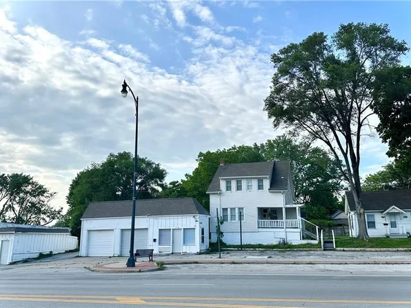 10126 E Truman Rd, Independence, MO 64052