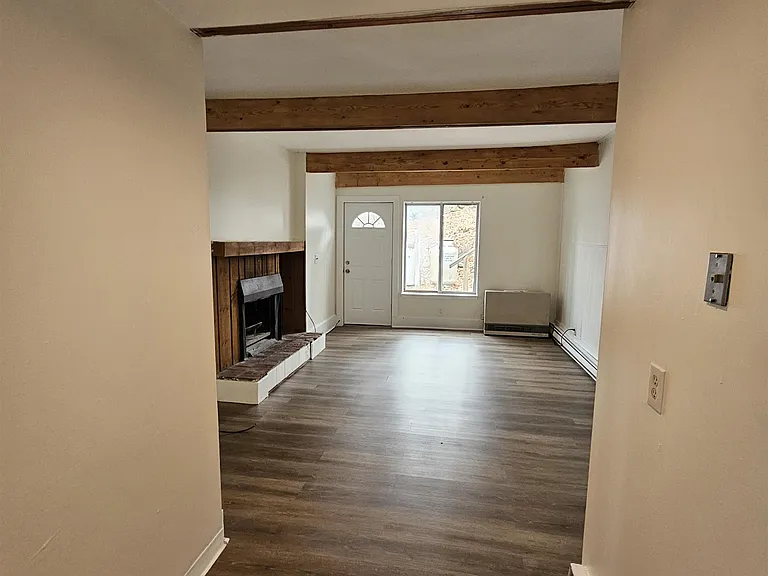 47 Highland St #B — Photo 3
