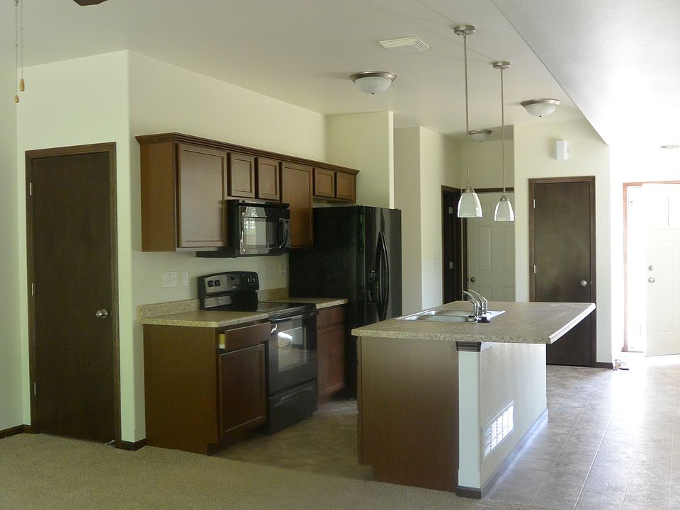 2nd image of 2155 Sugar Creek Dr NW