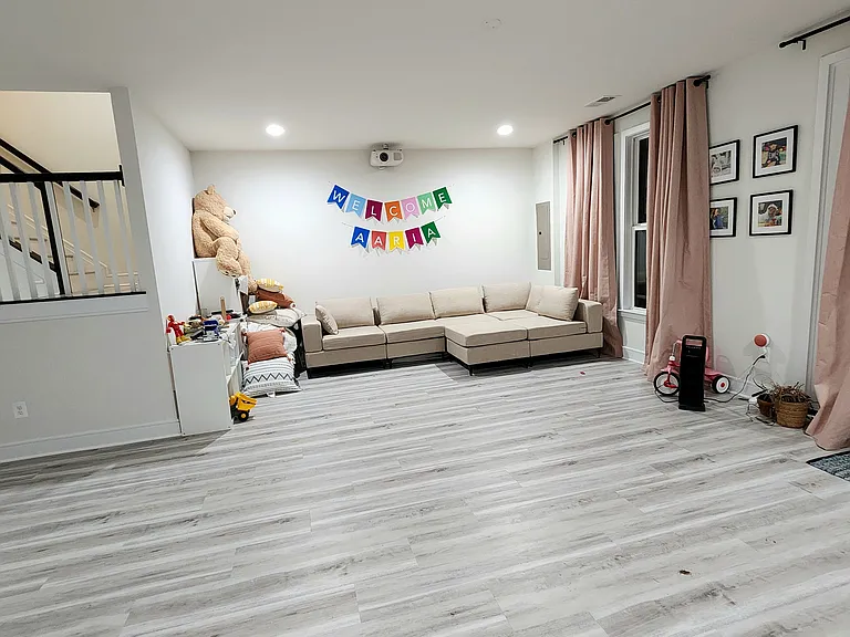 23042 Sullivans Cove Sq — Photo 10