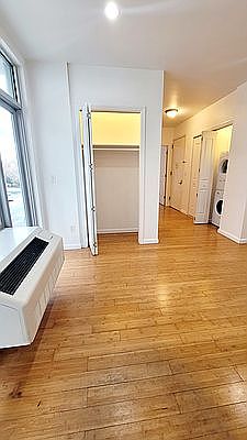 3rd image of 499 Vanderbilt Ave APT 3A