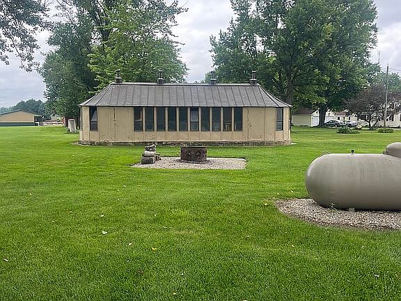 3rd image of 4060 Bowdle Rd