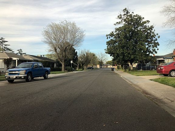 4th image of 2115 W Sonoma Ave