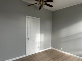 7325 69th Pl, Ridgewood, NY