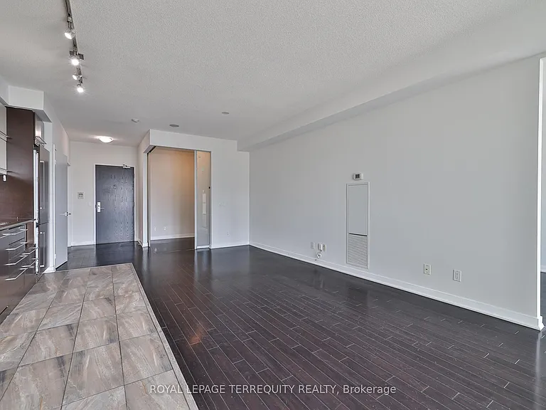 770 Bay St #2412 — Photo 16