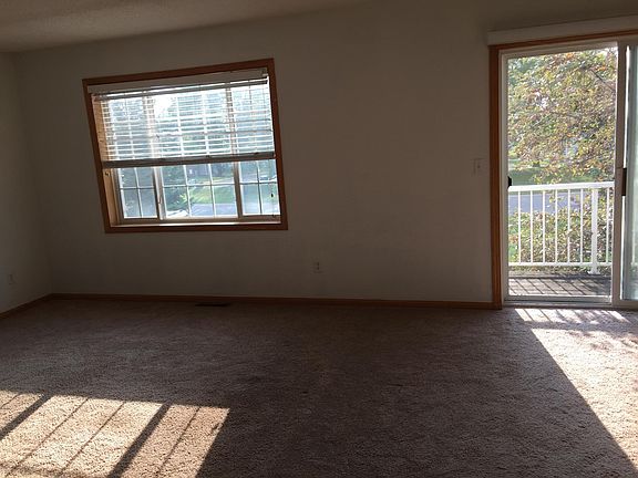 5th image of 2501 Cobble Hill Ct Unit C