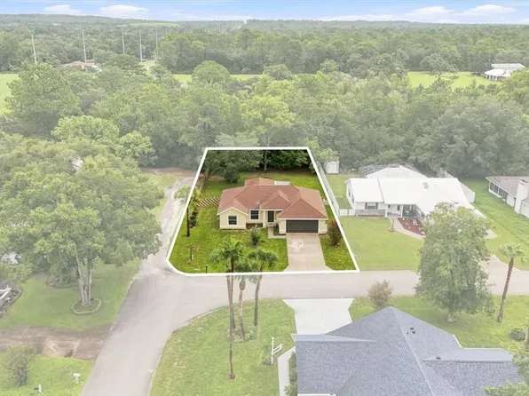 4051 S Winding Oaks Dr, Homosassa, FL 34446