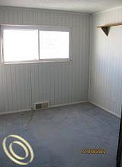 5th image of 236 Harrison St