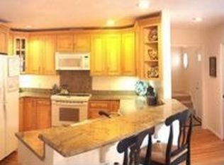29 Pickman Dr, Bedford, MA 01730