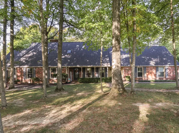 4536 N Wildwood Dr, Frankfort, IN 46041