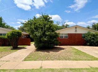 2423 22nd Pl #B, Lubbock, TX 79411
