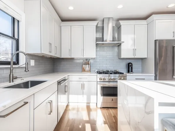 1 Zamora St #2, Jamaica Plain, MA 02130