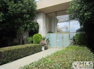 5232 Corteen Pl UNIT 1, Valley Village, CA 91607