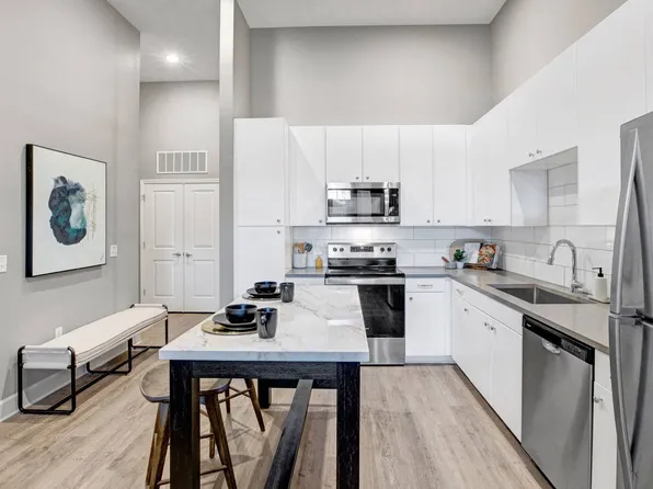 Argento at the Bridges Apartments