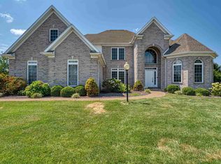 6511 Venice Dr, Newburgh, IN 47630