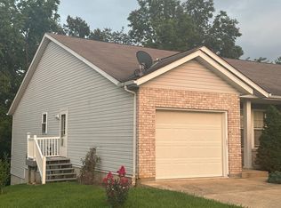 4152 Brookview Dr, Washington, MO 63090