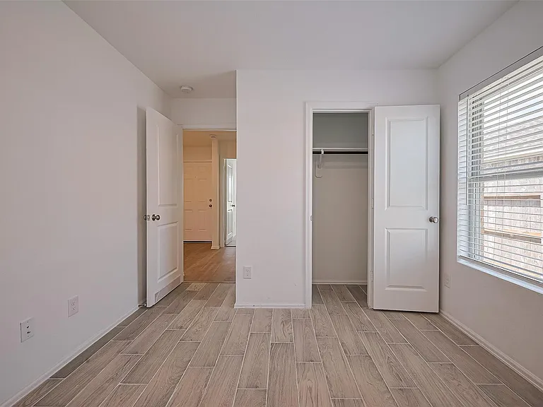 9603 Fulvetta Briar Ct — Photo 22