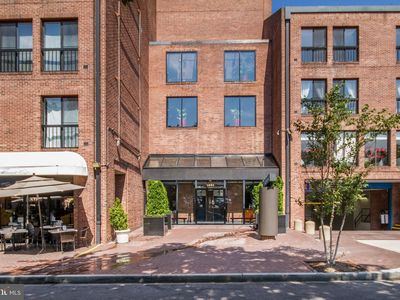 3251 Prospect St NW APT 302, Washington, DC, 20007