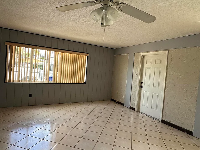 2180 NW 93rd Ave — Photo 16