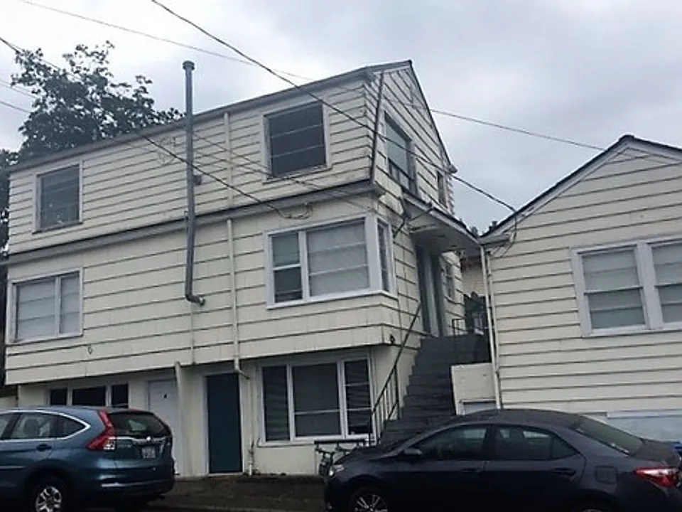 306 Olympic Ave