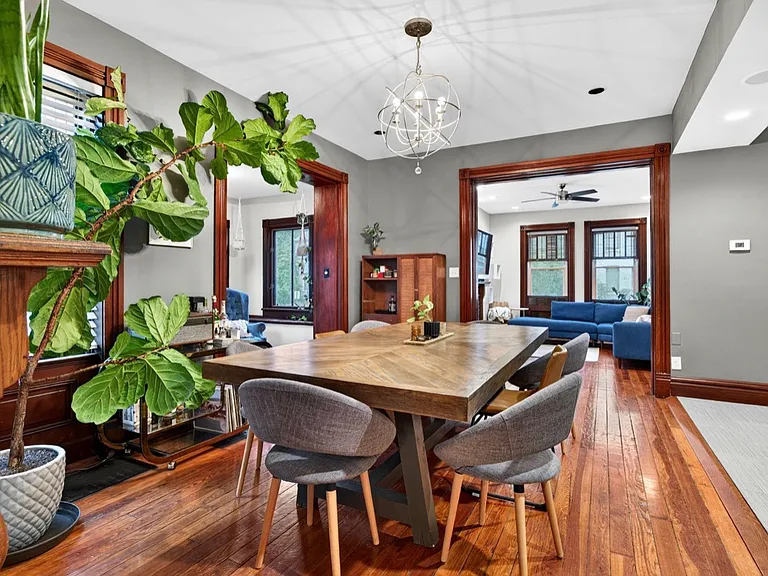 Virginia Ave — Photo 11