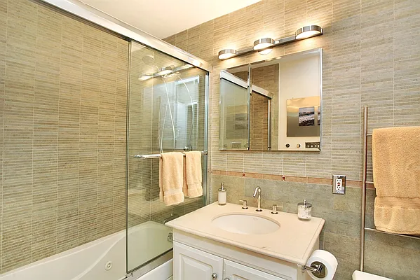 Sold by Corcoran | media 32