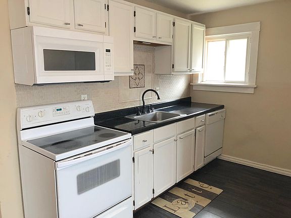 3rd image of 8848 Olden Ave