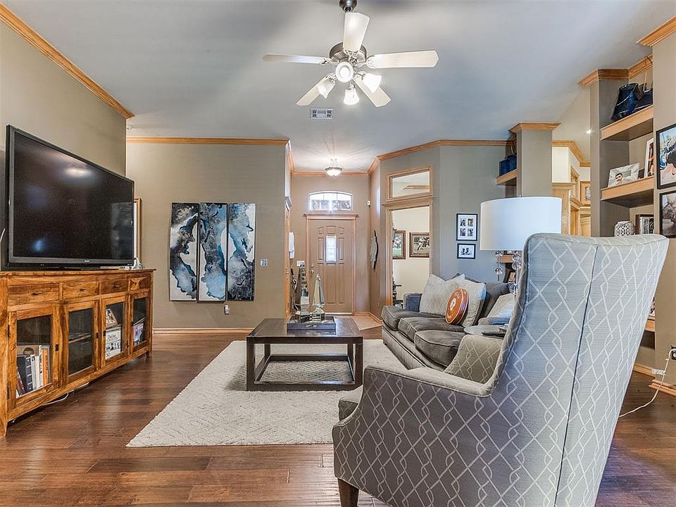 1st image of 16704 Valderama Way