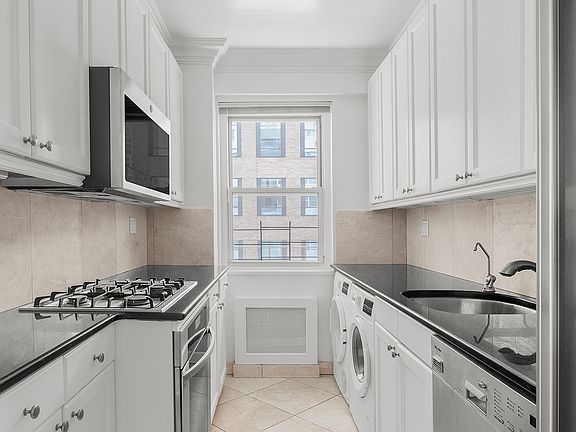5th image of 301 E 66th St APT 9D
