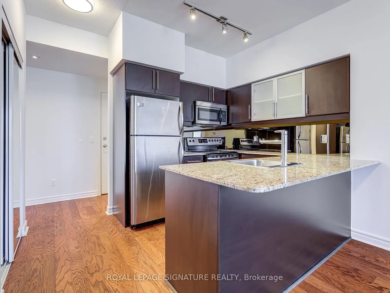 2 bed, $2,495 — Photo 3
